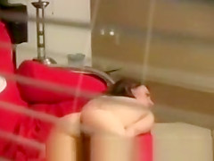 Sofa peep