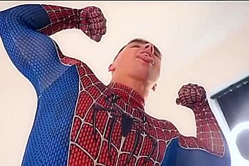 Spiderman In The Suprise Box