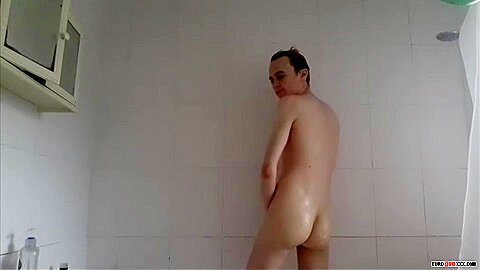 Squirting Cum In The Shower - Harry Alexander
