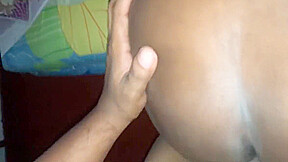 Sri Lankan Kalu Wal Wesa Aunty