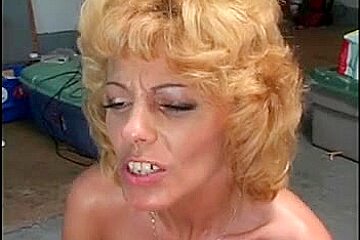 Step mother I'd like to fuck Seduces Yound Boy-Friend - Cireman