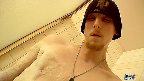Straight Thug Cum Soaked Bubble Bath - Shamus