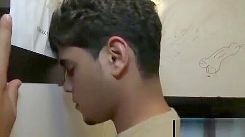 Straight guy sucked in gay gloryhole