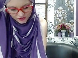 Super skinny college girl in hijab