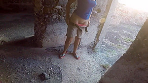 Surprise en vacance par un couple d’inconnus baise ou il veut