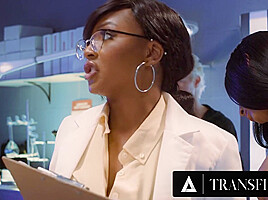 TRANSFIXED - DOLLS Khloe Kay & Zariah Aura Get Caught Fucking By Horny Scientist Avery Jane!