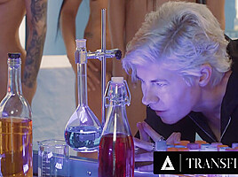 TRANSFIXED - DOLLS Khloe Kay & Zariah Aura Get Caught Fucking By Horny Scientist Avery Jane!