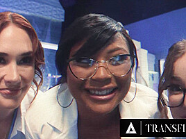 TRANSFIXED - DOLLS Khloe Kay & Zariah Aura Get Caught Fucking By Horny Scientist Avery Jane!
