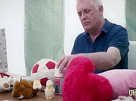 Teen 18+ Pussy Smashed By Old Cock 11 Min