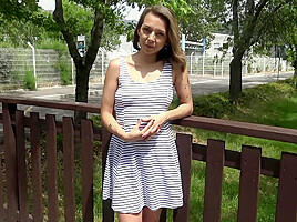 The very anal session of the sublime Caro, 23 years old!