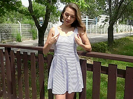 The very anal session of the sublime Caro, 23 years old!