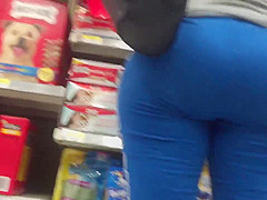 This Hispanic milf