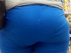This Hispanic milf