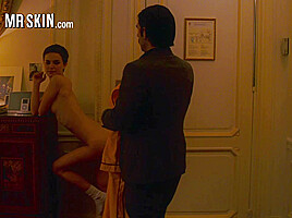 Thor's Natalie Portman Will Bang Your Hammer - Mr Skin