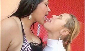Time for homosexual kisses