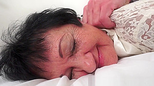 Tongued Cougar Jizzed