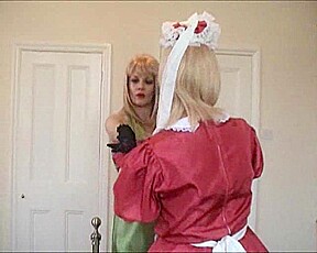 Travesti Divas Trying On Clothes