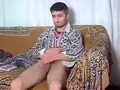 Turk guy Masturbating