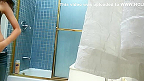 Typ bespannt seine haarige Stiefschwester in der Dusche!