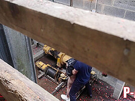 Urbex Baise Avec Une Belle Rousse En Exterieur Et Ejac Sur Step son Joli Cul