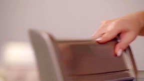 VALENTINA Nappi HONEY in Home [HD]