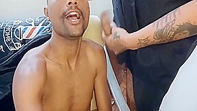 Veio Fazer Meu Cabelo E Acabou Fudendo Meu Cu ( Video Completo No Red ) 15 Min