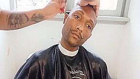 Veio Fazer Meu Cabelo E Acabou Fudendo Meu Cu ( Video Completo No Red ) 15 Min