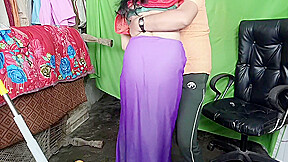 While Mopping The Young Maid, Malik Caught Her And Fucked Her And Her Pussy