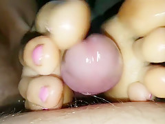 Wife footjob 13 - pink toenails