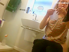 Women spied in friends toilet peeing