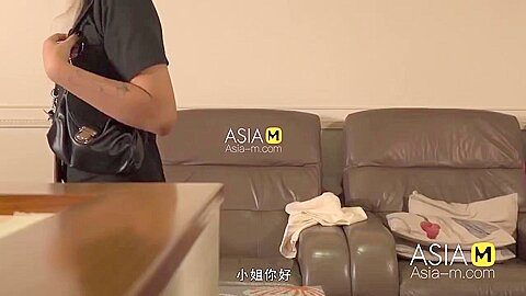Wu Qian Qian In Asiam Super Horny Massage Parlour