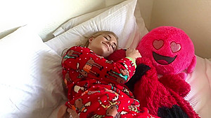 XXXmas Morning with Ara