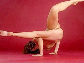 Yoga nude