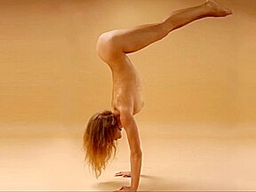 Yoga nude