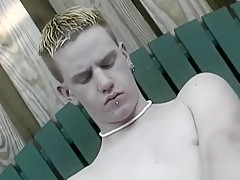 Young Zachary Pierce Jerks Off