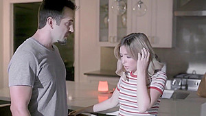 Young couple has to comply with the smart house IA