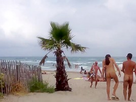 cap d agde walking (xednorton)