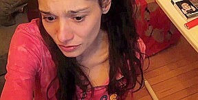 il me fait boire toute sa pisse (sexetag)