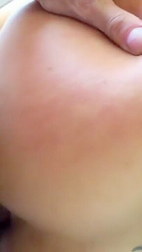 milf si fa chiavare in figa e in culo