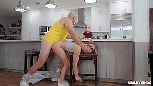 mom daughter porn gif