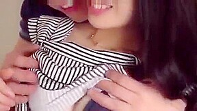 nen em Lan Phuong dong nghiep xinh dep dá_ng ngon mat dâ_m phê_ toi nó_c