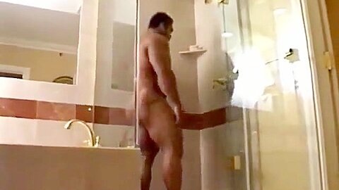 ruben escobar muscle shower