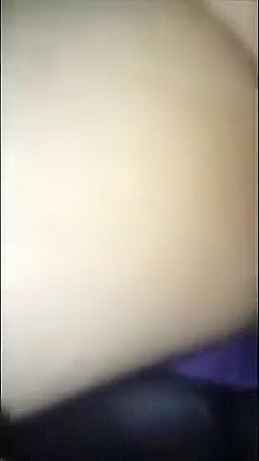 she sucks and strokes me