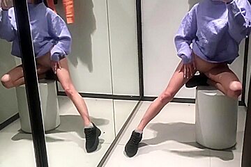 teen 18+ Public Masturbation In Dressing Room