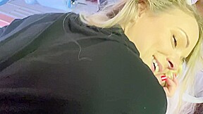 tiffanie se fait défoncer dans le garage