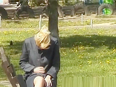 young chick pissing outdoor