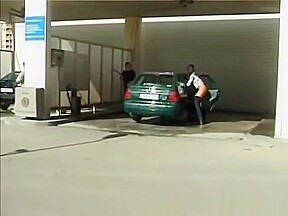 youte teens 18+ pissing in public